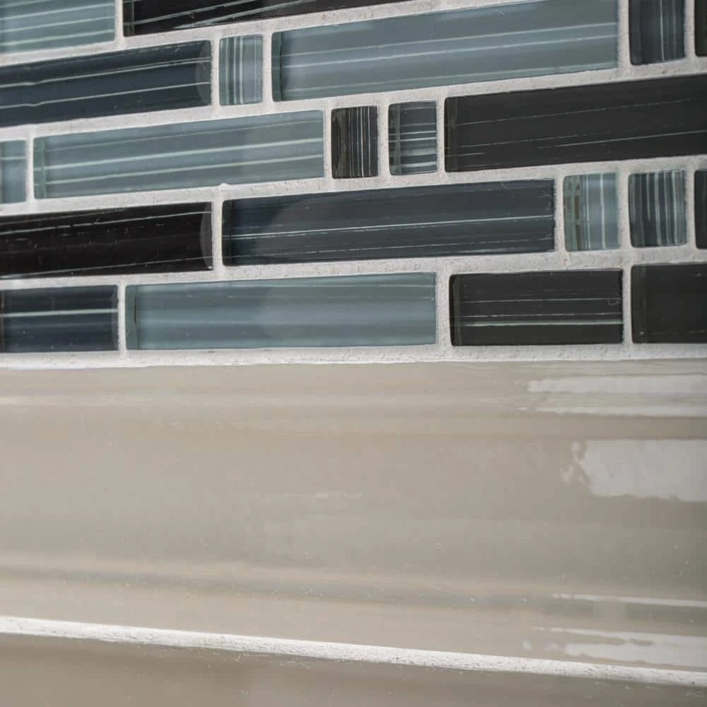 Blue Zephyr Pencil 11.875 in. x 11.125 in. Interlocking Gloss Glass Wall Mosaic Tile (9.17 sq. ft./Case) by Jeffrey Court 6 Blue Zephyr Pencil 11.875 in. x 11.125 in. Interlocking Gloss Glass Wall Mosaic Tile (9.17 sq. ft./Case) by Jeffrey Court - Image 4