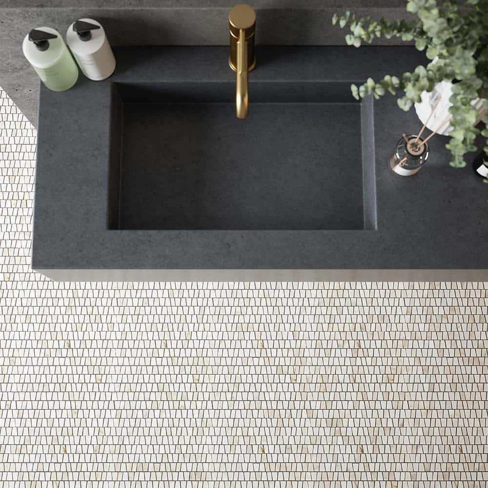 Trapezium White 10.625 in. x 12 in. Polished Calacatta Thassos/Dolomite/Marble Wall/Floor Mosaic (8.85 sq. ft./Case) by Jeffrey Court 7 Trapezium White 10.625 in. x 12 in. Polished Calacatta Thassos/Dolomite/Marble Wall/Floor Mosaic (8.85 sq. ft./Case) by Jeffrey Court - Image 5